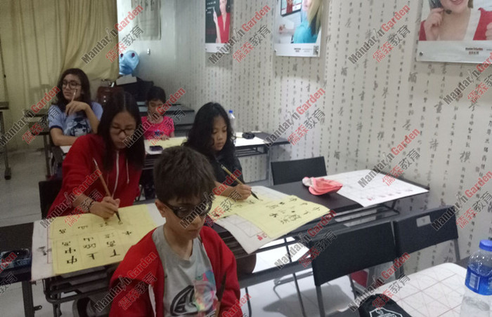 官网 汉语学校对葡萄牙学生的文化传播 落实到生活的时时处处中.jpg